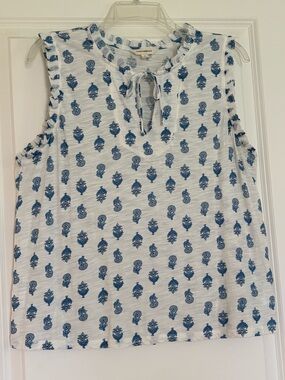 Lucky Brand Blue & White Paisley Print Tie-Neck Ruffle Top | Size L